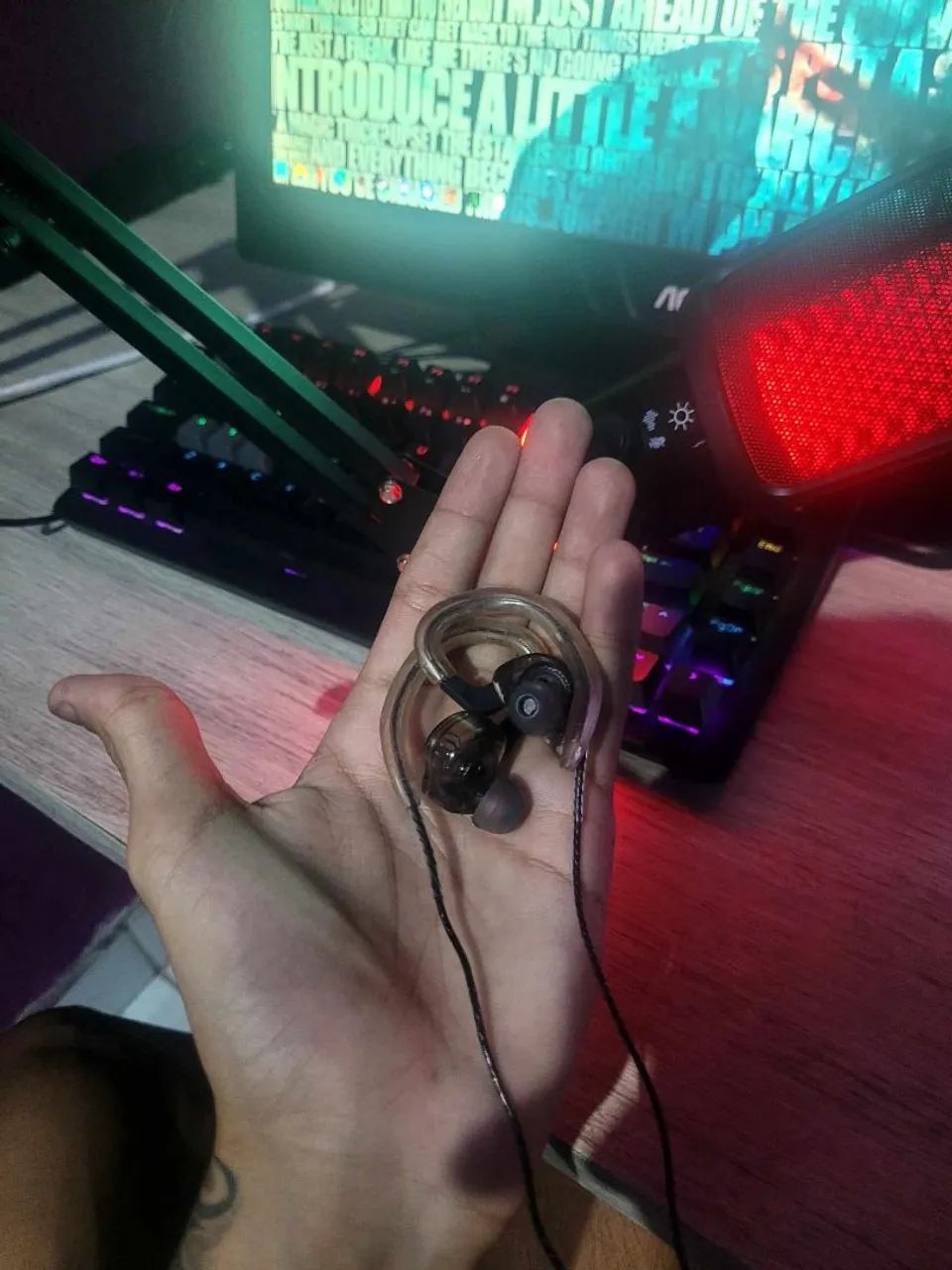 VENDO OU TROCO PC GAMER EM IPHONE / OPORTUNIDADE $ 2800