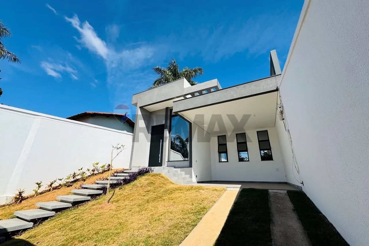 Casa linear 4 quartos com piscina, bairro Trevo Belo Horizonte! - Foto 2