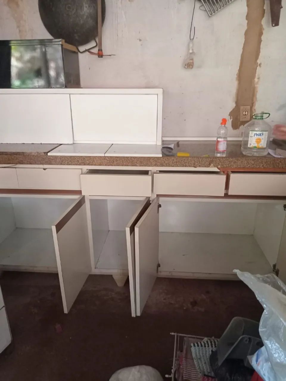 Armário com bancada de mármore com pia - Foto 2