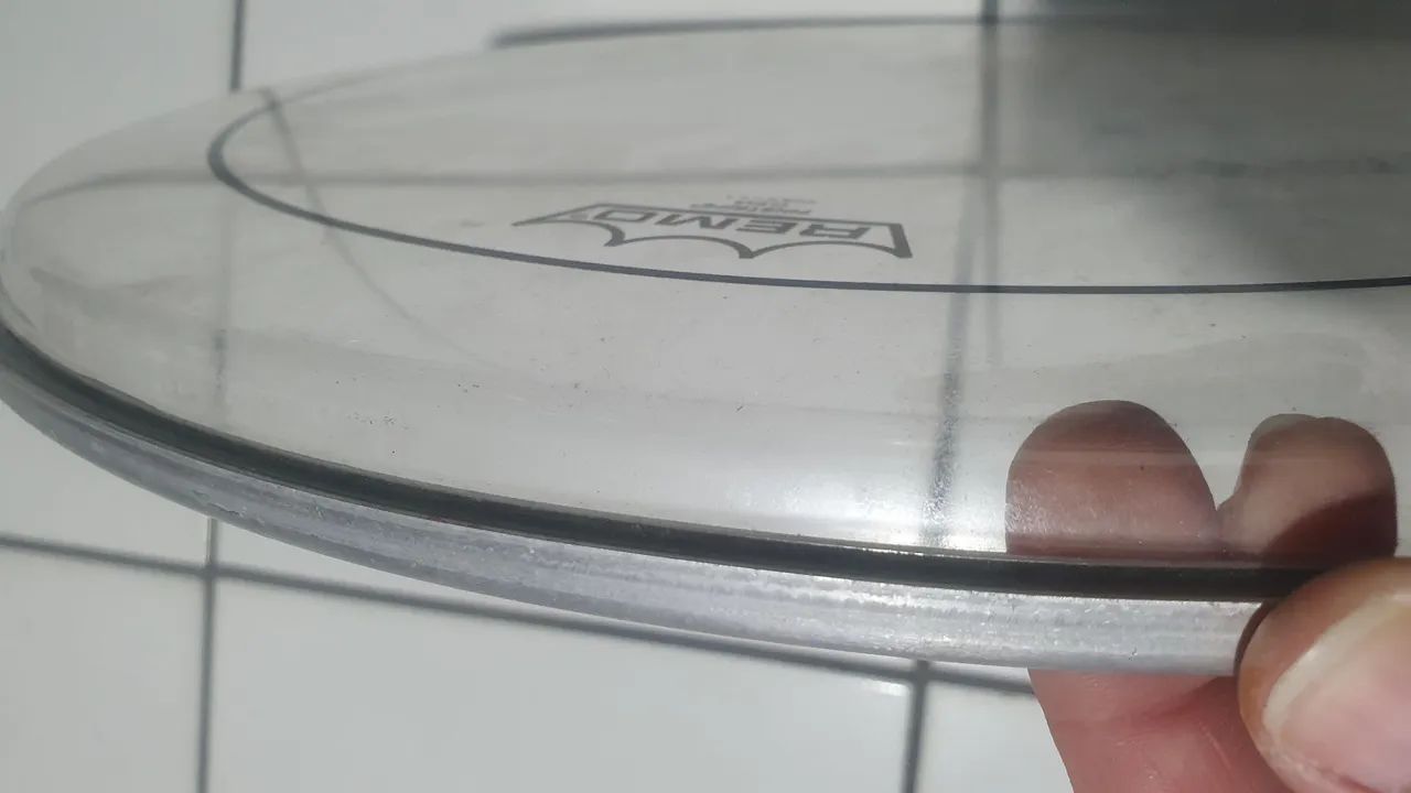 Pele Remo Pinstripe Clear 18 polegadas - Foto 4