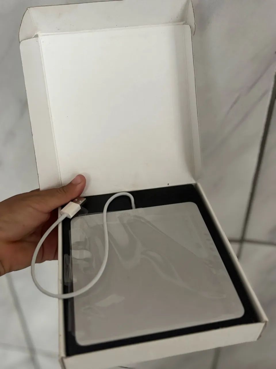 Apple USB SuperDrive (leitor e gravador de CD/DVD externo original da Apple) - Foto 4