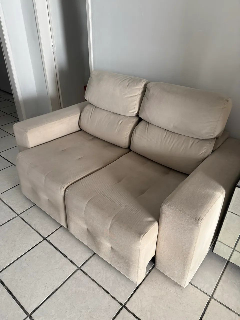 Sofá 2 lugares Retrátil - Foto 2
