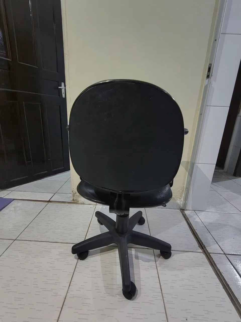 Cadeira de escritório - Foto 3