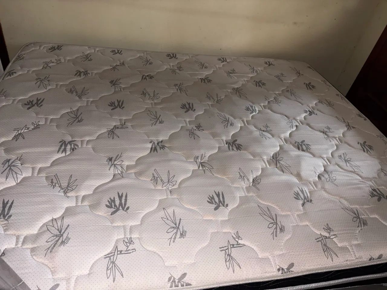 Cama box queen