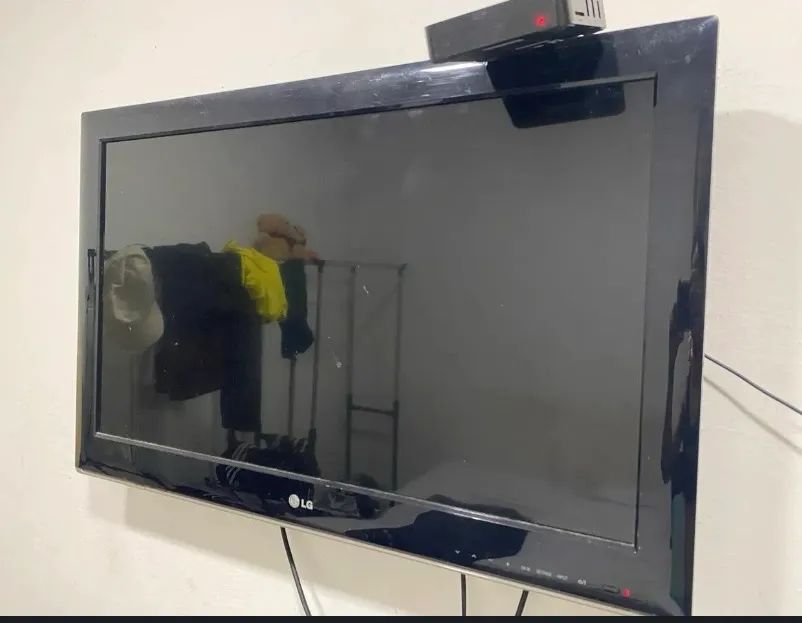 TV 32P