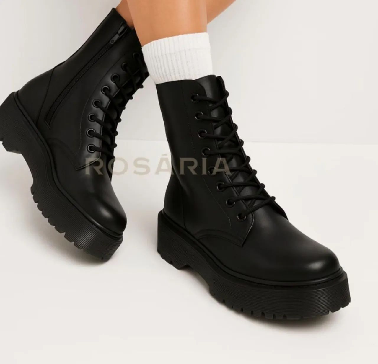 Bota Coturno Tratorada com zíper  - Foto 2