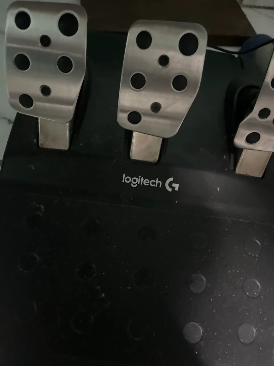 Volante logitec g29 com 4 meses de uso aproximadamente  - Foto 2