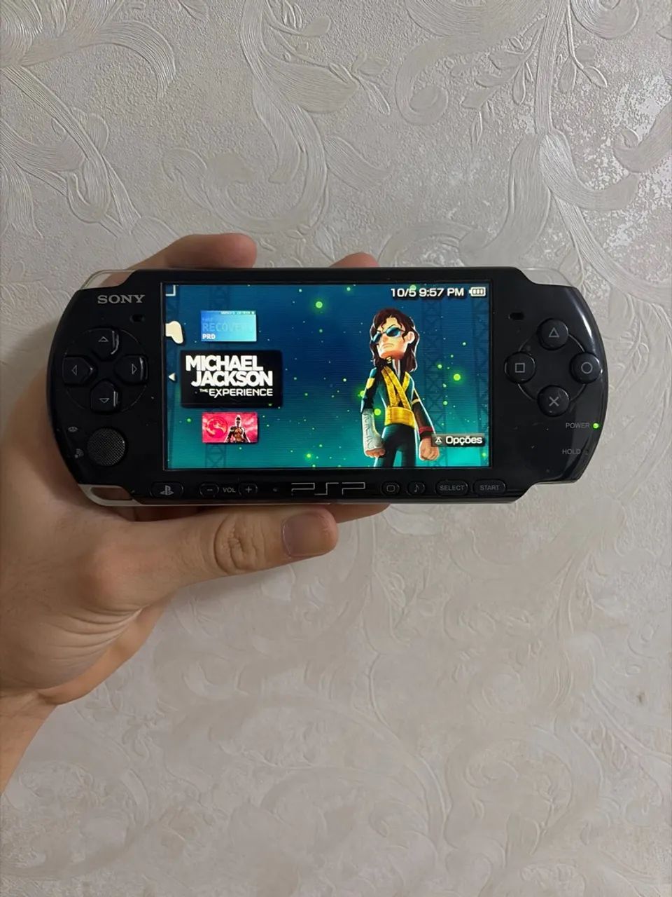PSP 3000 bem conservado!