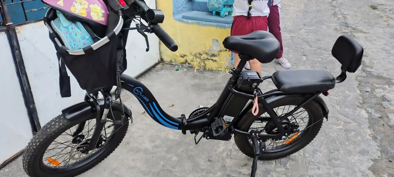 Bicicleta elétrica dobrável 