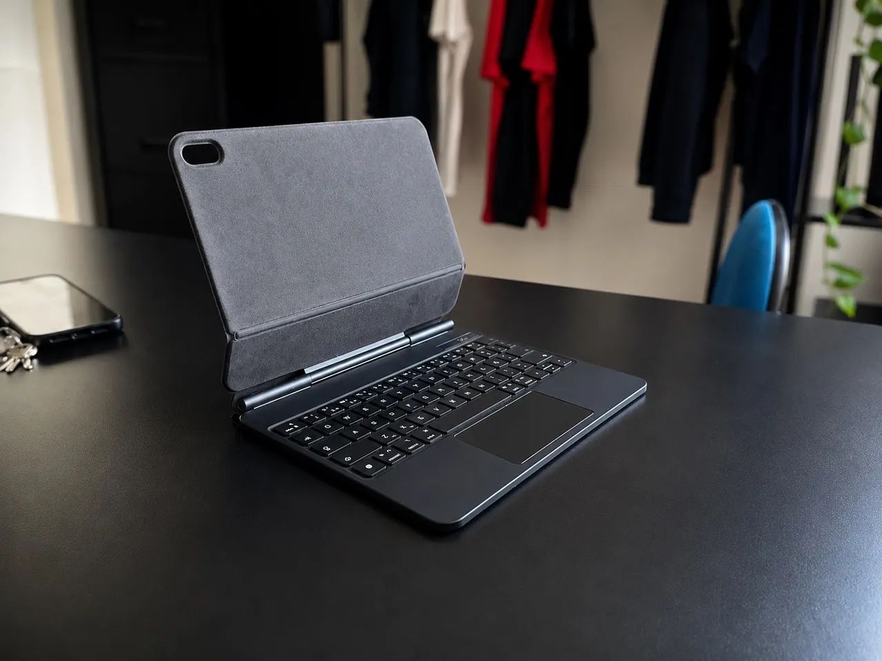 IPAD 10ª GERAÇÃO 64GB + APPLE PENCIL + CAPA TECLADO COM TRACKPAD - Foto 3