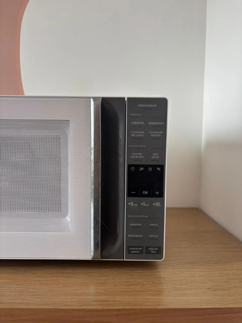 Micro-ondas Electrolux 23L - Foto 2