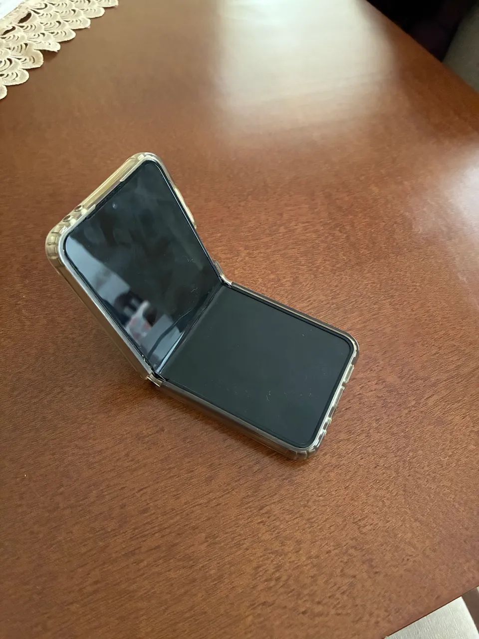 Z flip 5 seminovo - Foto 4