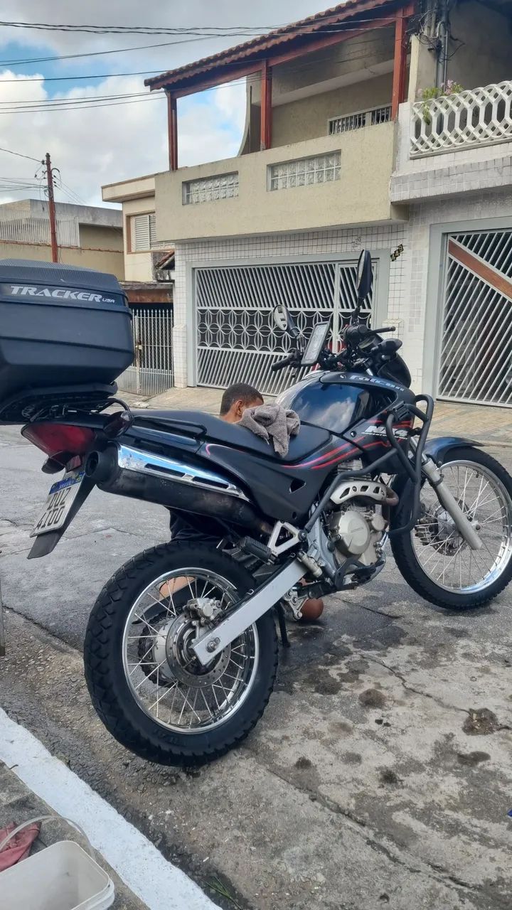 Moto Falcon 400 conservada  - Foto 3