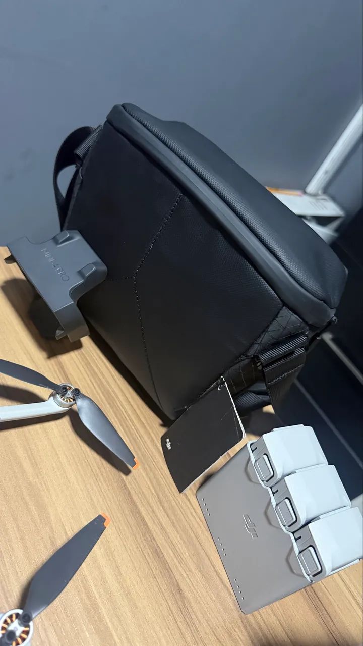 DJI MINI 4 PRO FLY MORE COMBO  - Foto 5