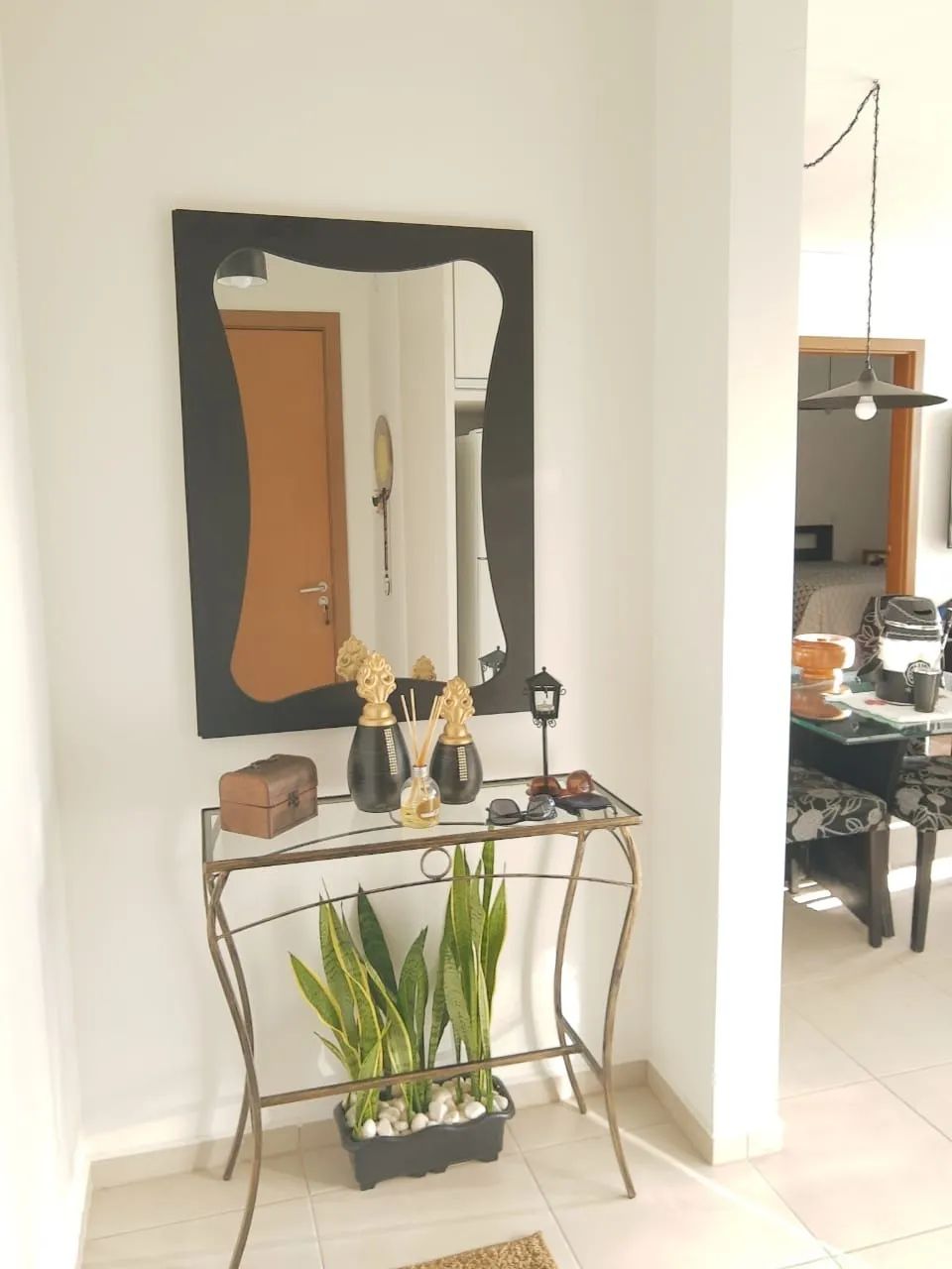 Apartamento Mobiliado com 02 vagas - Foto 2