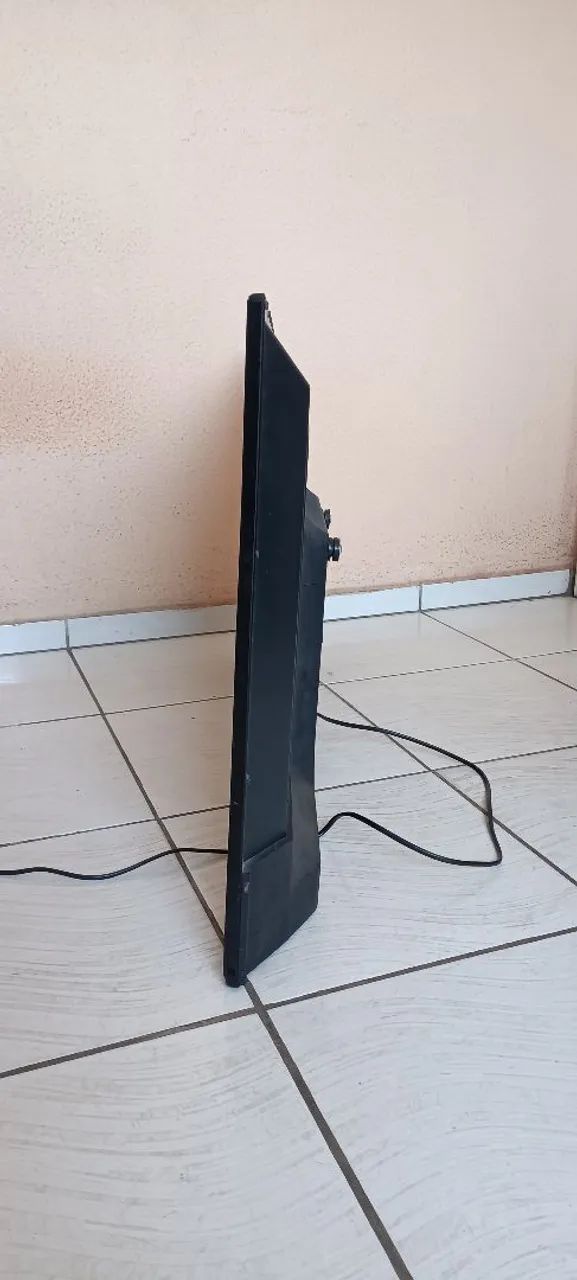 Tv semp 40 polegadas ( com defeito) - Foto 5
