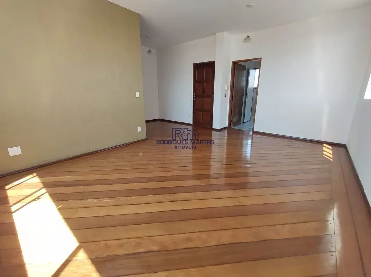 Apartamento à venda com 04 quartos no bairro Caiçara