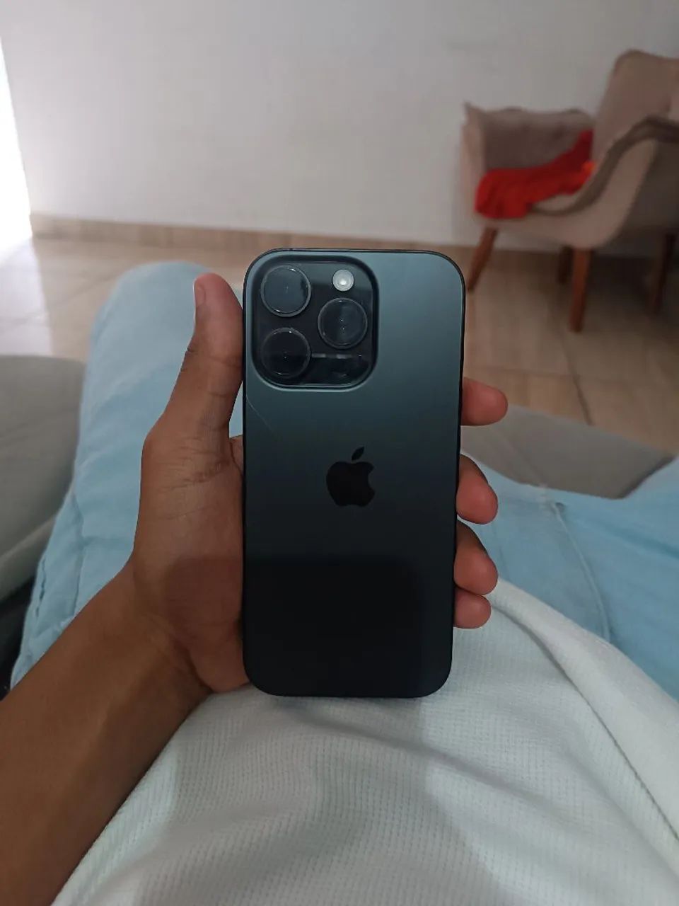 iPhone 16 pro 
