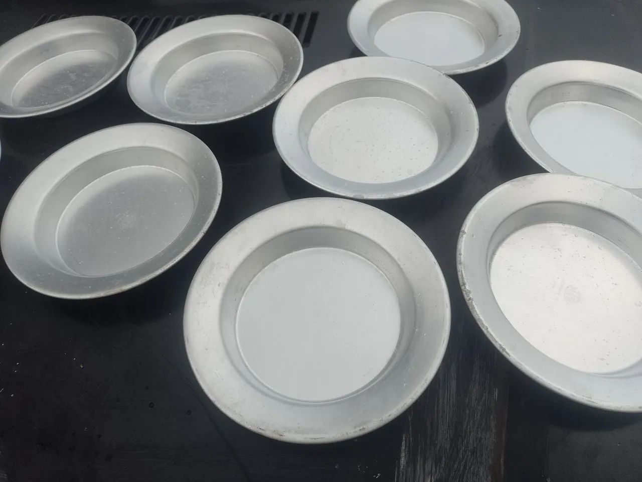 Pratos novos em alumínio  - Foto 5