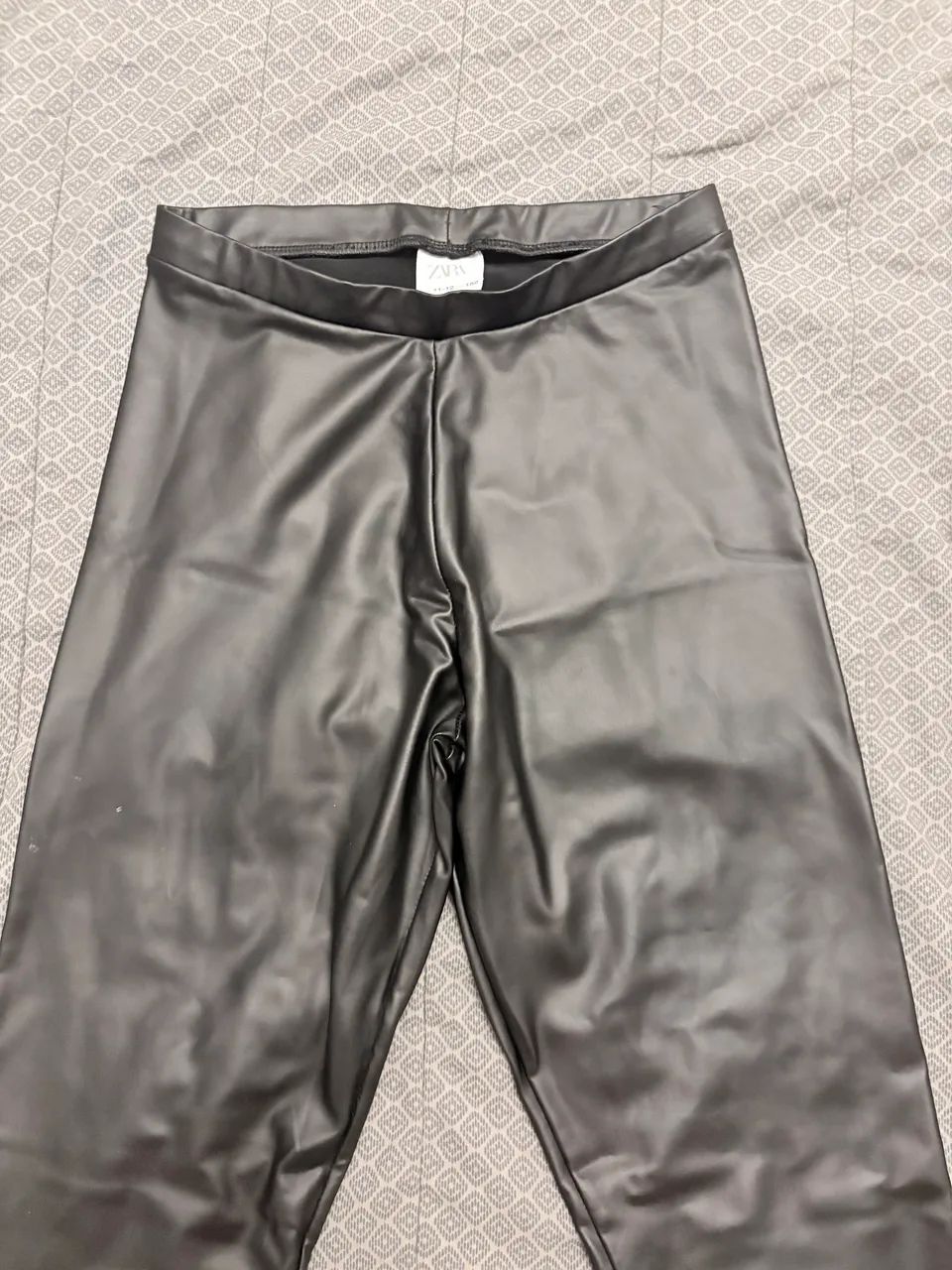 Legging infantil em couro sintético  - Foto 2