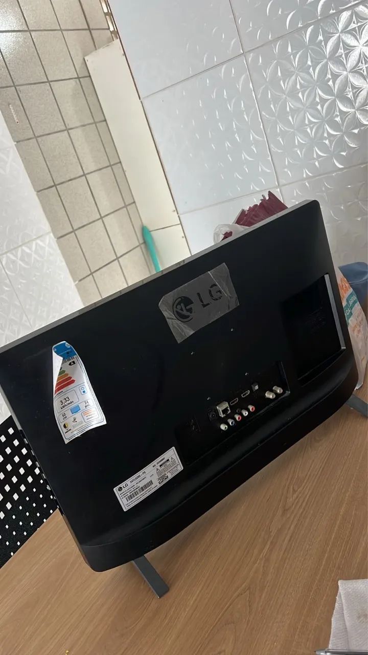 TV LG 24 polegadas ainda no plástico  - Foto 3