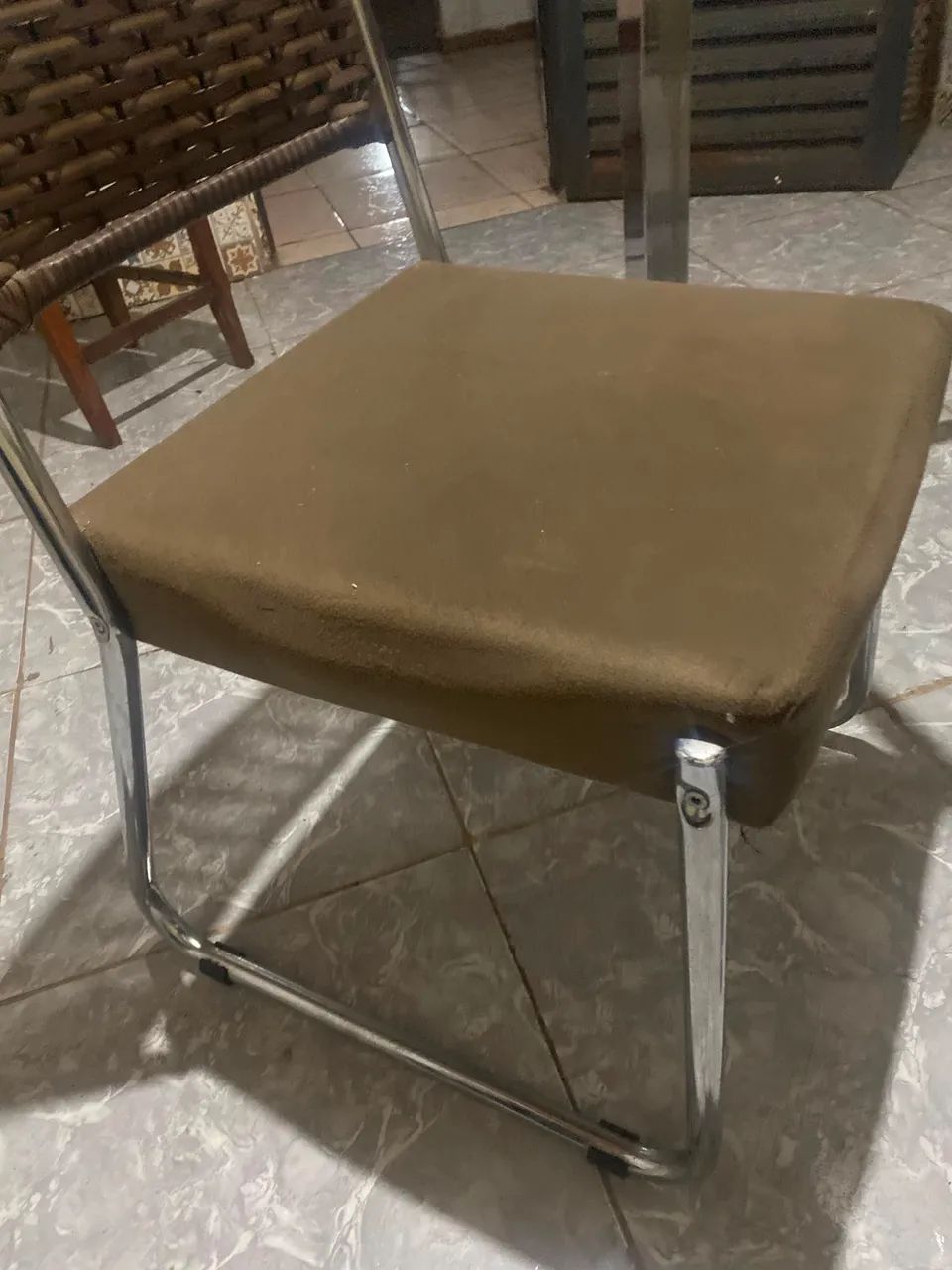 Vendo mesa de vidro super conservada  - Foto 5