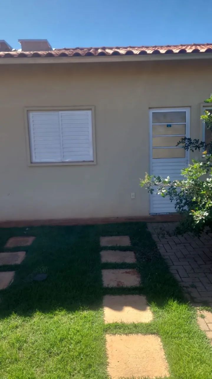 Aluga se Casa 