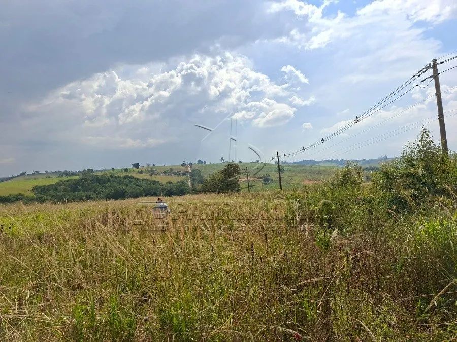 AREA 33.657,00 M² Jundiacanga
