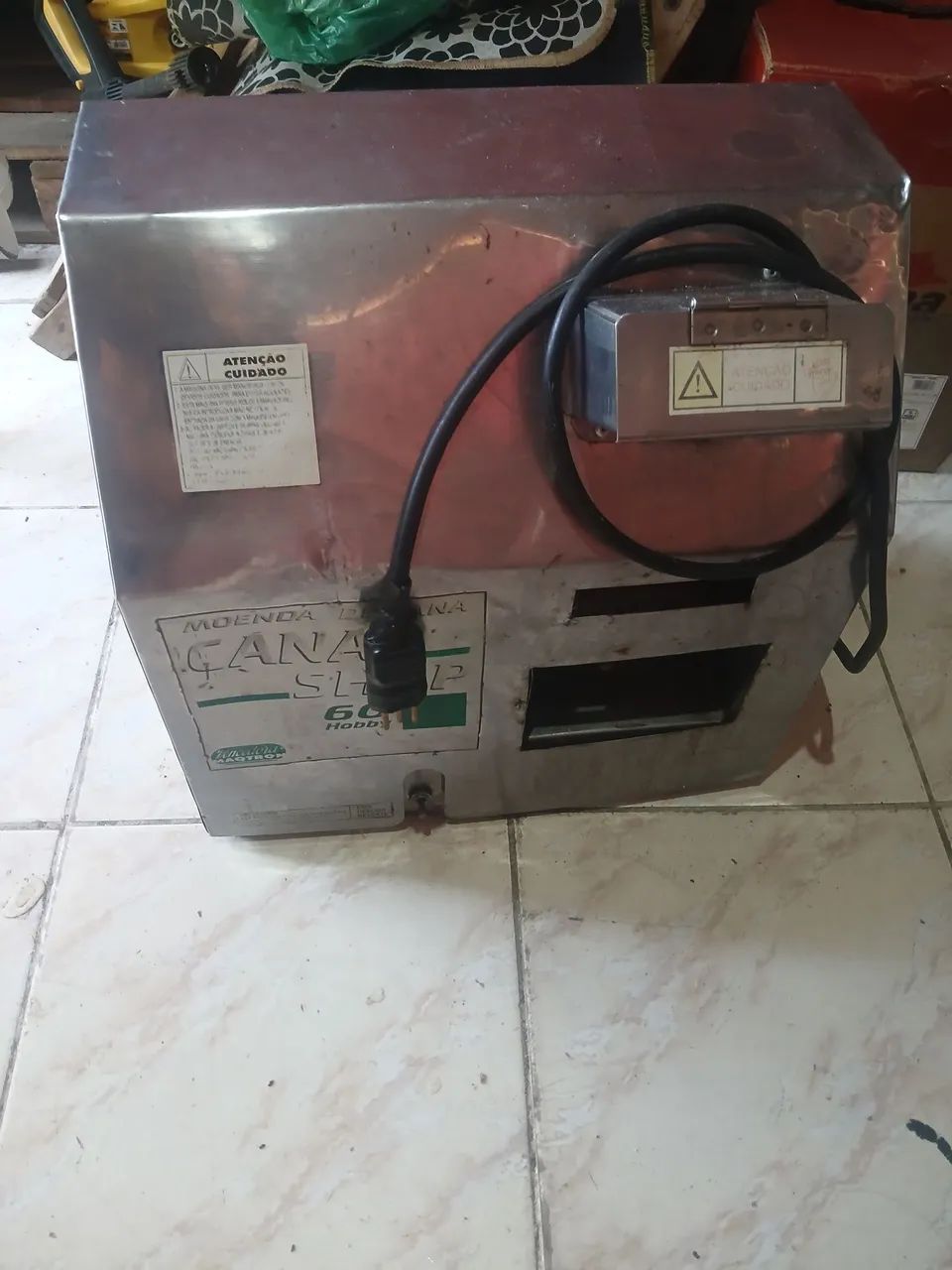 Maquina de caldo de cana todo inox - Foto 2