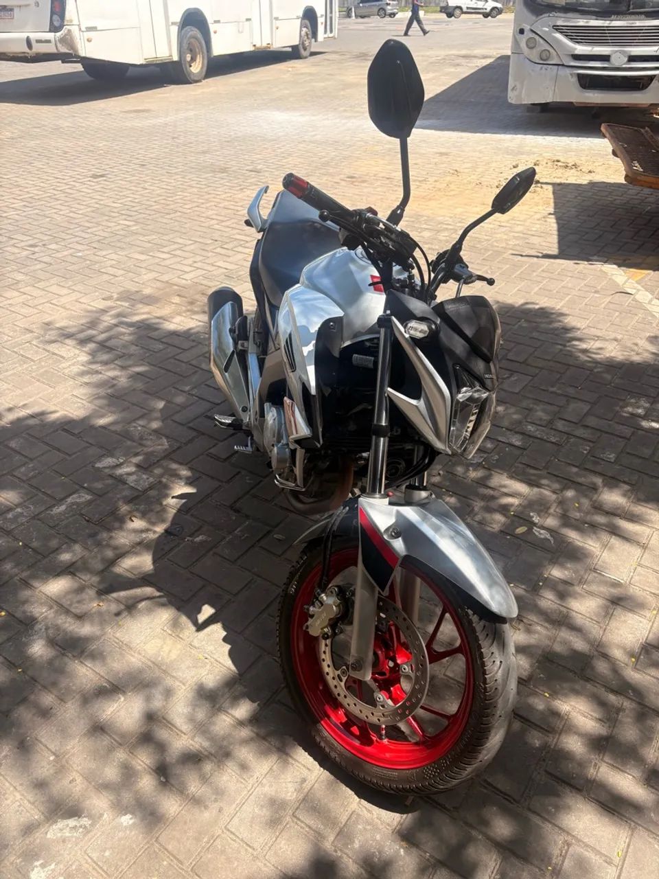 CB 250 