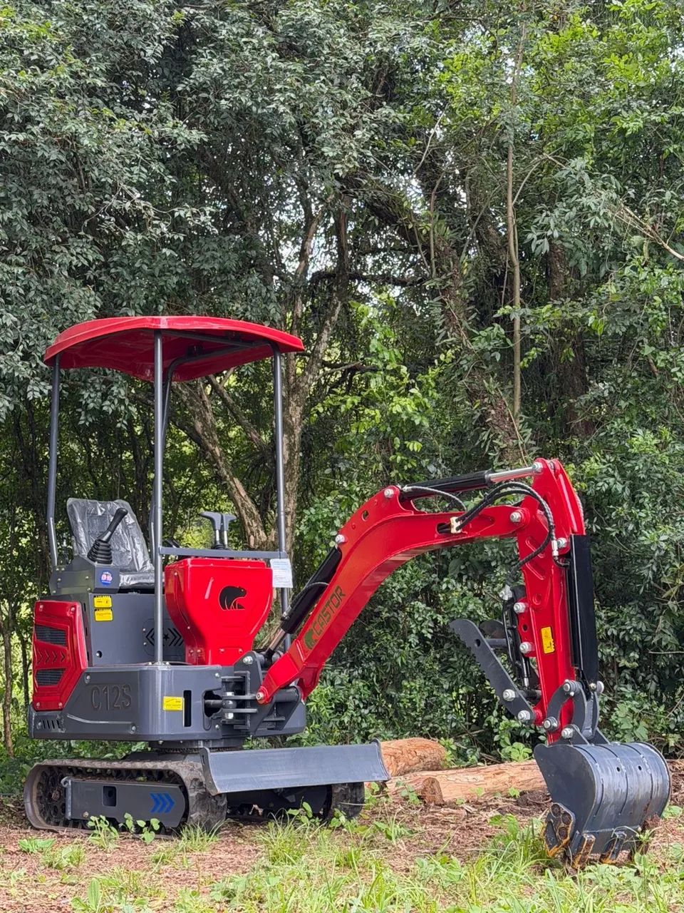 Vende-se Mini Escavadeira Hidráulica  - Foto 5
