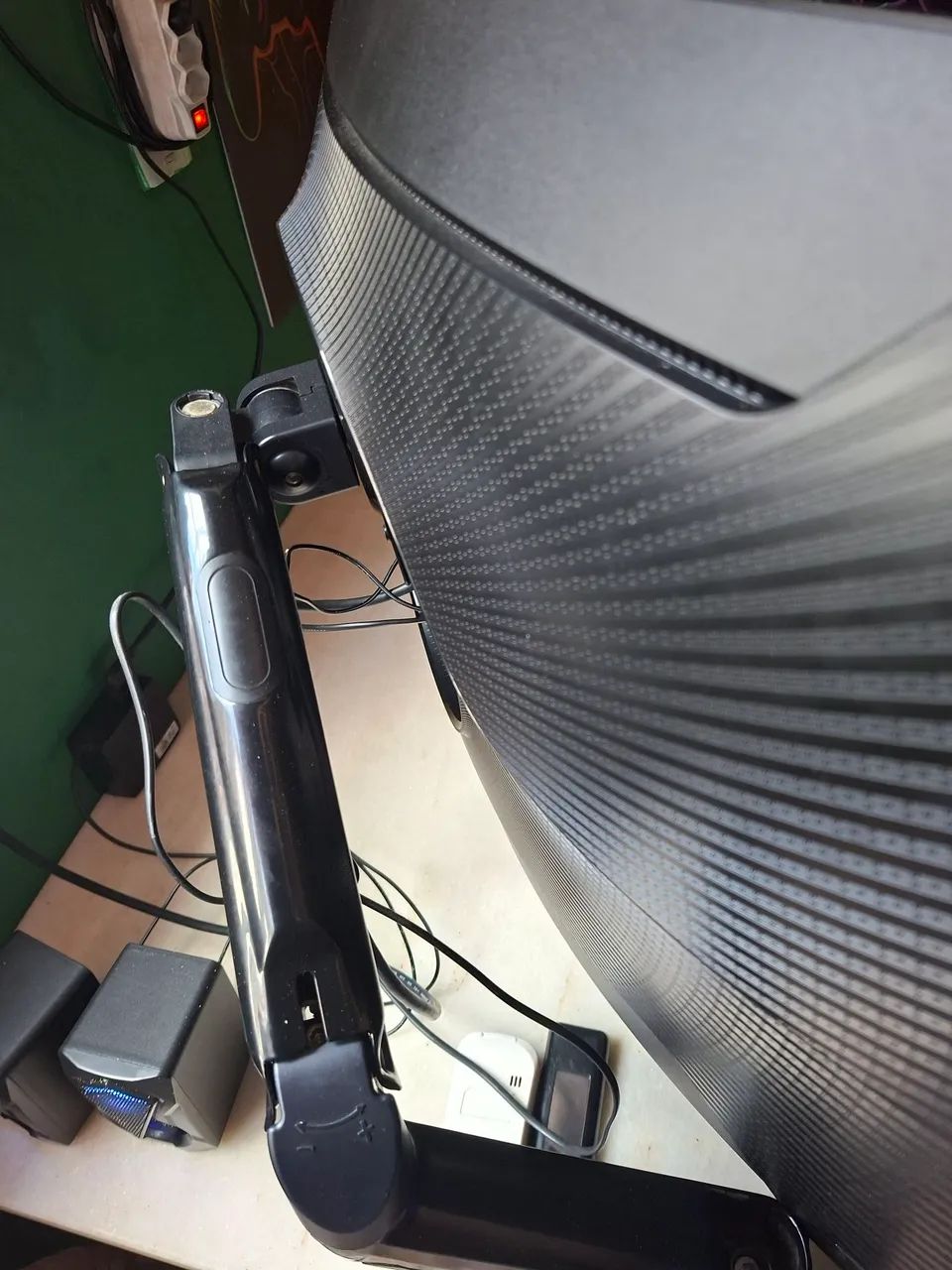 Monitor Gamer Samsung Odyssey G5 32 Polegadas  - Foto 4