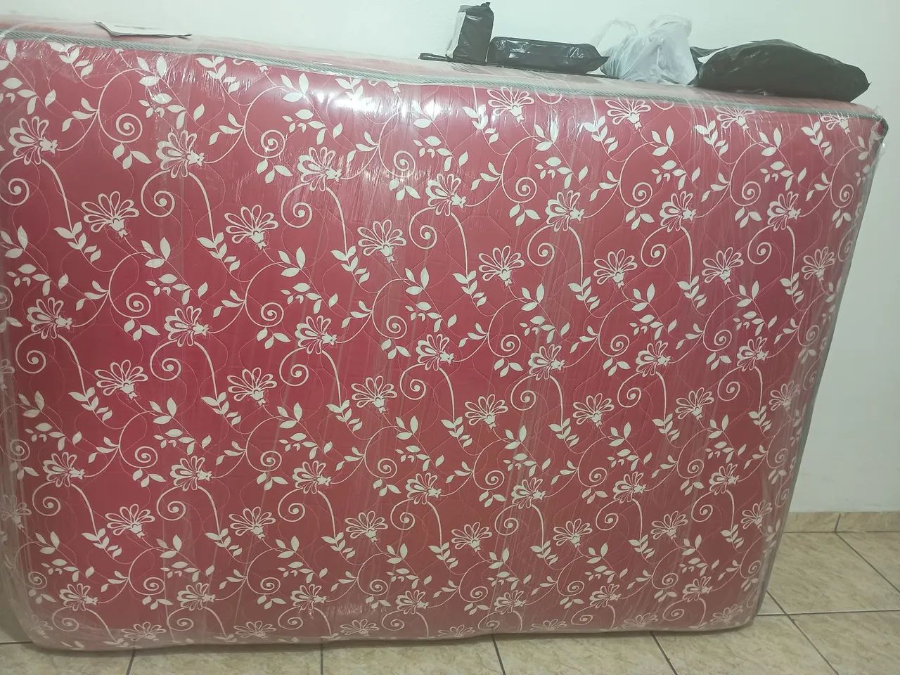 Vendo cama box casal semi nova  - Foto 2