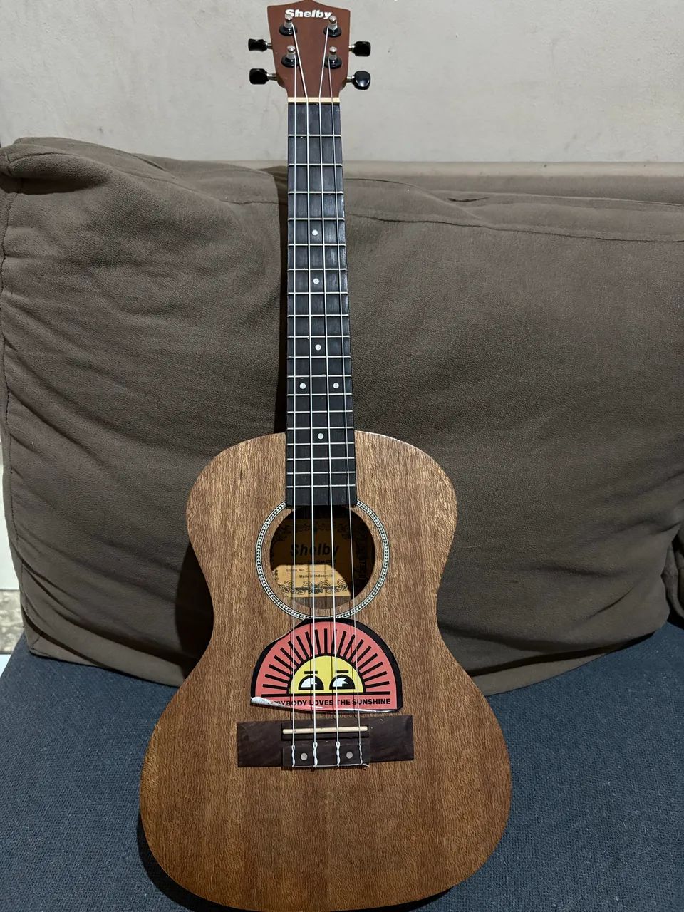 ukulele tenor shelby com capa - Foto 2