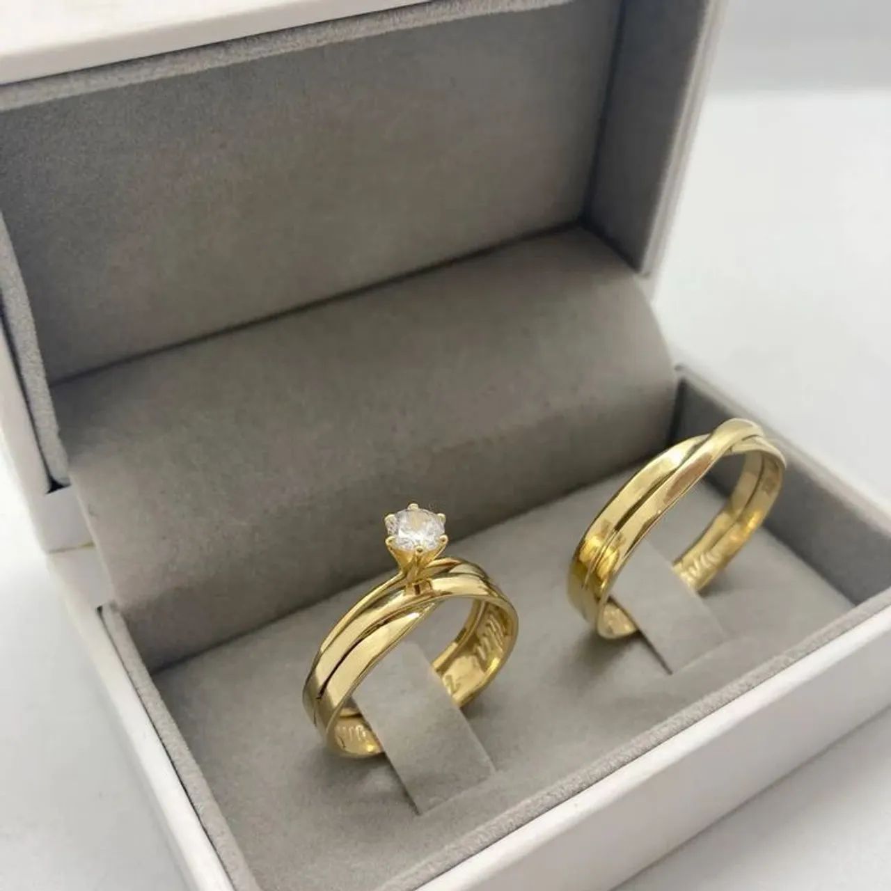 ALIANÇAS DE CASAMENTO EM OURO 18K  - Foto 3