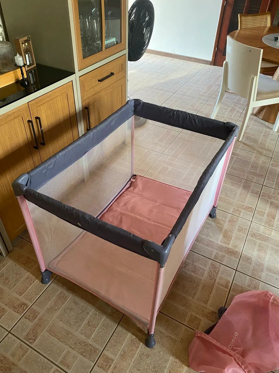 Berço portátil rosa - Foto 4