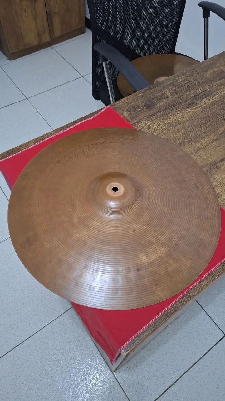 Prato Crash Zildjian 18' ZHT  - Foto 2