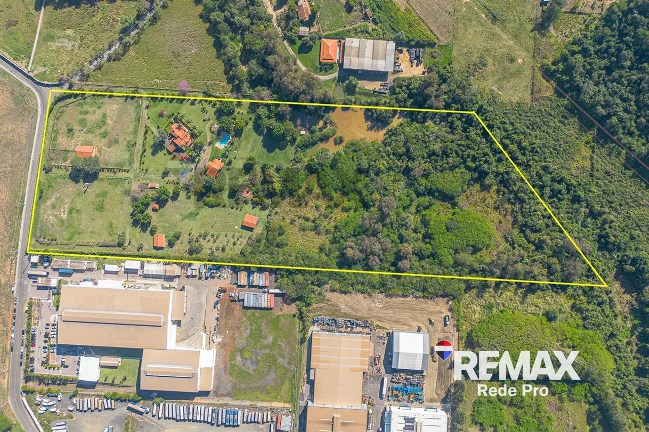"Oportunidade Terreno Comercial/Industrial à Venda em Capivari-SP"
