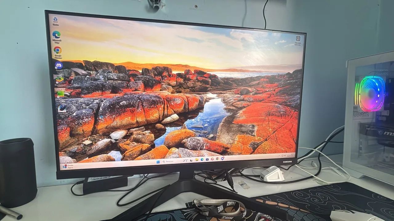 Samsung 24-Inch Monitor65713026737027120