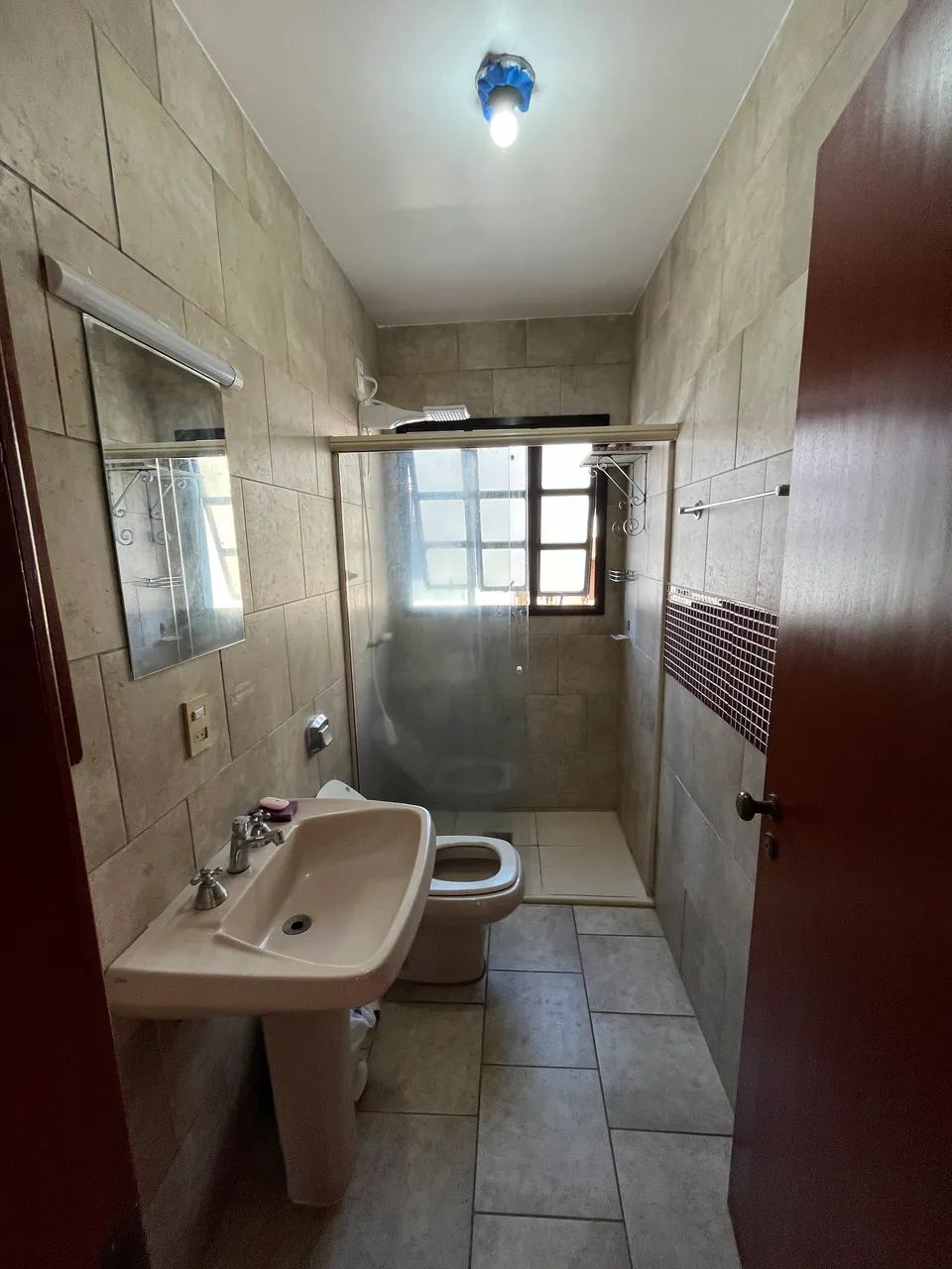 Alugo excelente casa semi mobiliada de 3 dormitórios no João Paulo  - Foto 9