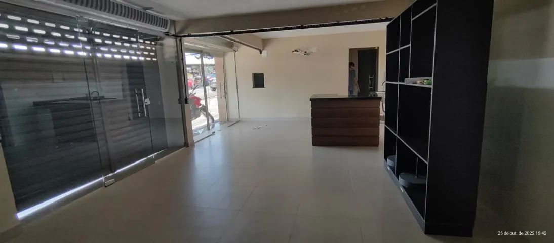 PONTO COMERCIAL COM SOBRE LOJA NA FEIRA DA 25, SÃO BRAZ 129m2 - Foto 2