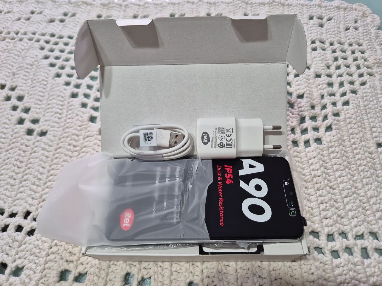Vendo um celular, zerado, nunca usadona caixa. - Foto 4
