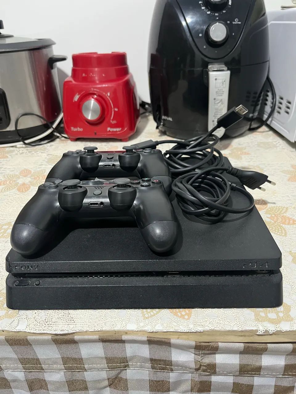 PlayStation 4 Slim + 2 Controles  - Foto 3