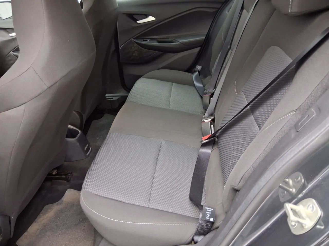 Chevrolet Onix Hatch LT 1.0 12V Flex Mec. 4P, foto 17 de 18