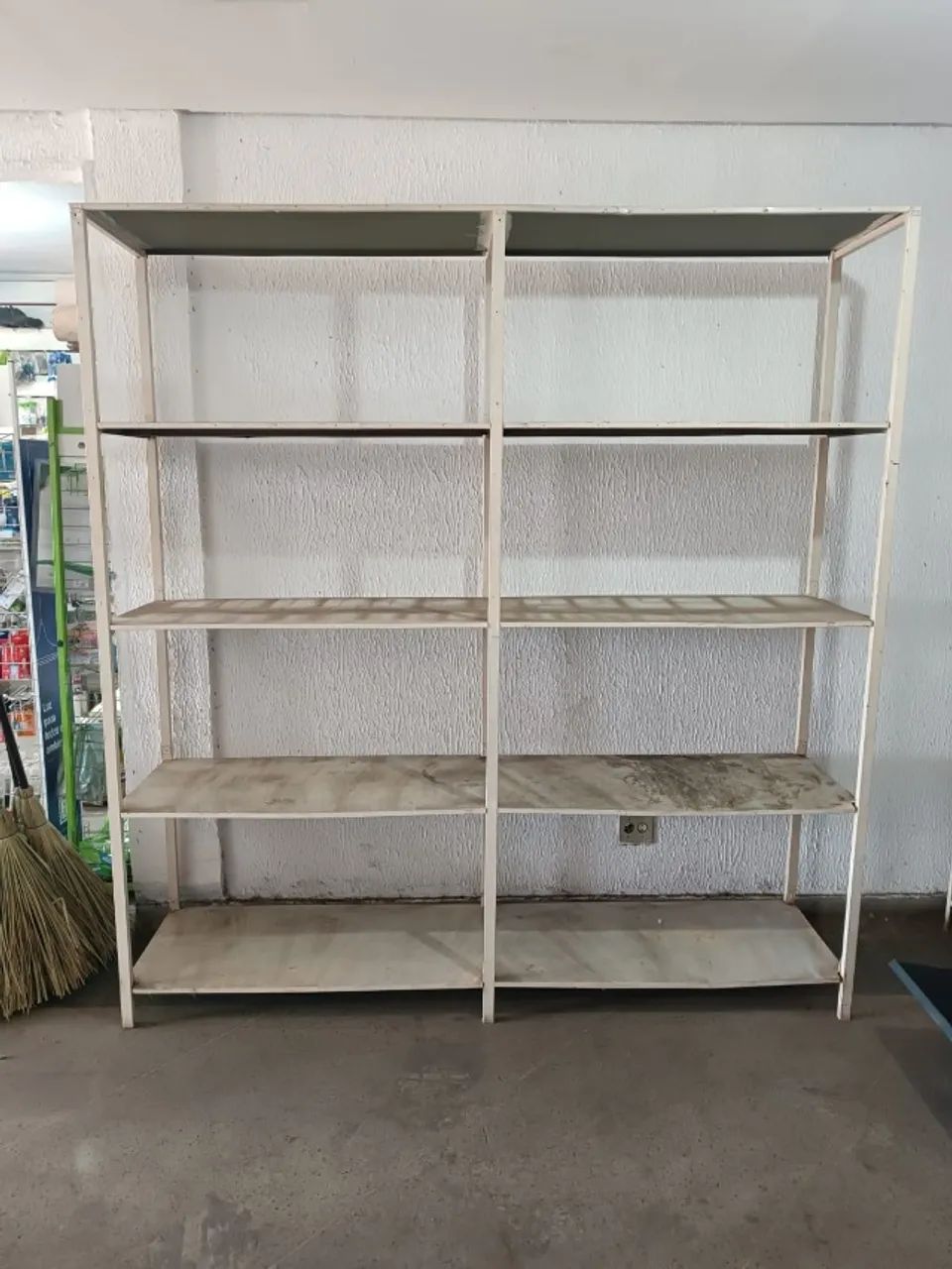 Prateleira em Aço Reforçada 