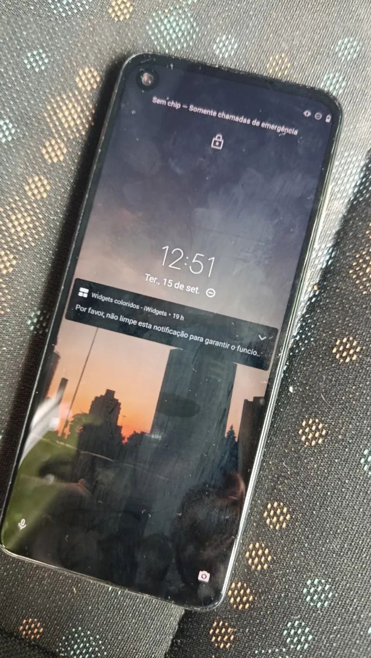 Celular One action 