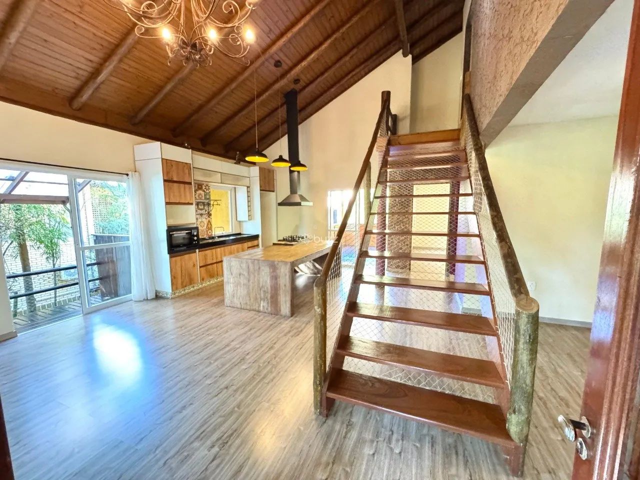 Casa 4 dormitórios canto da Lagoa da Conceição - Foto 4