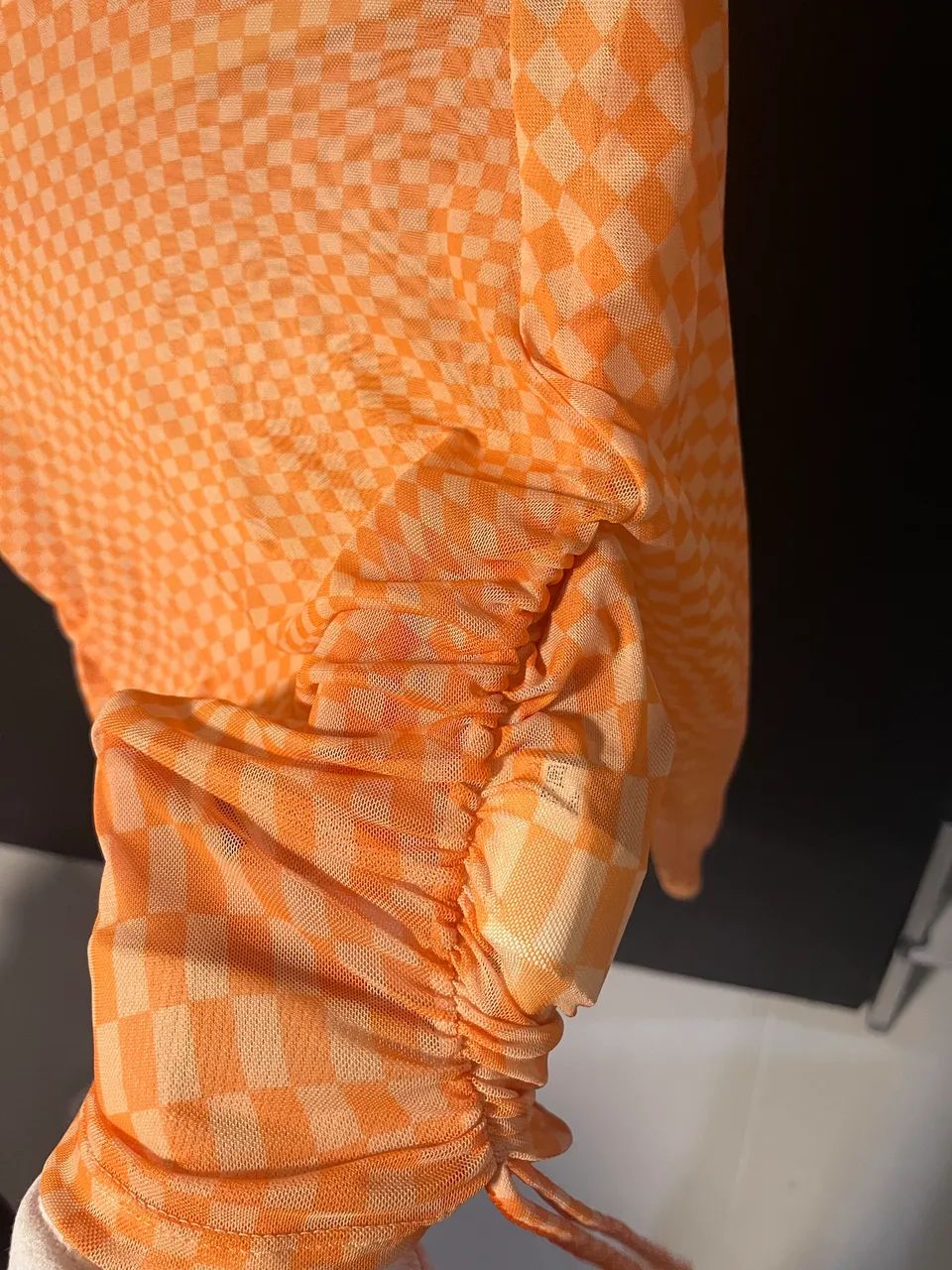 Blusa transparente xadrez - Foto 2