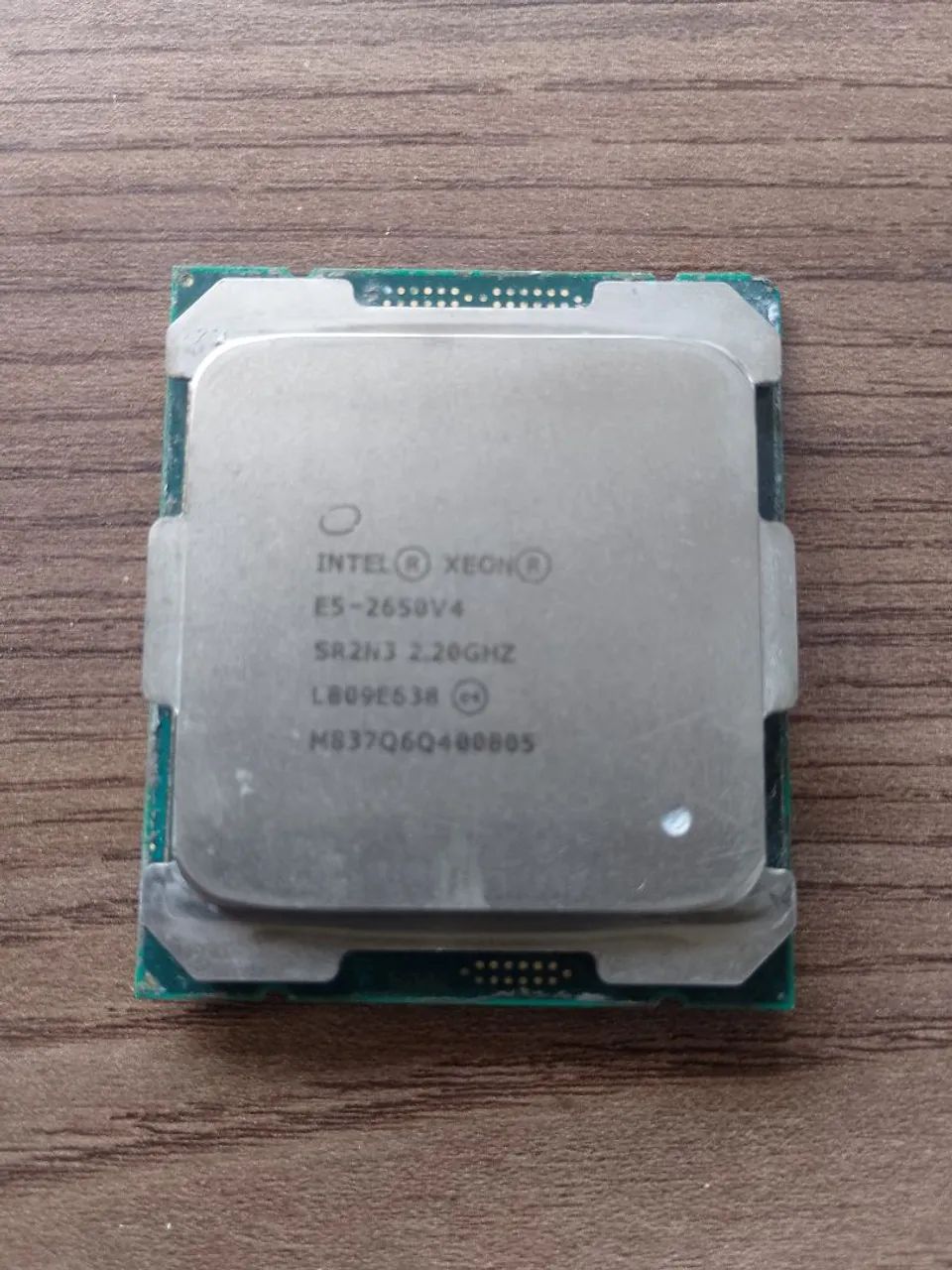DOIS (2) INTEL XEON 2650 V 4 - Foto 4