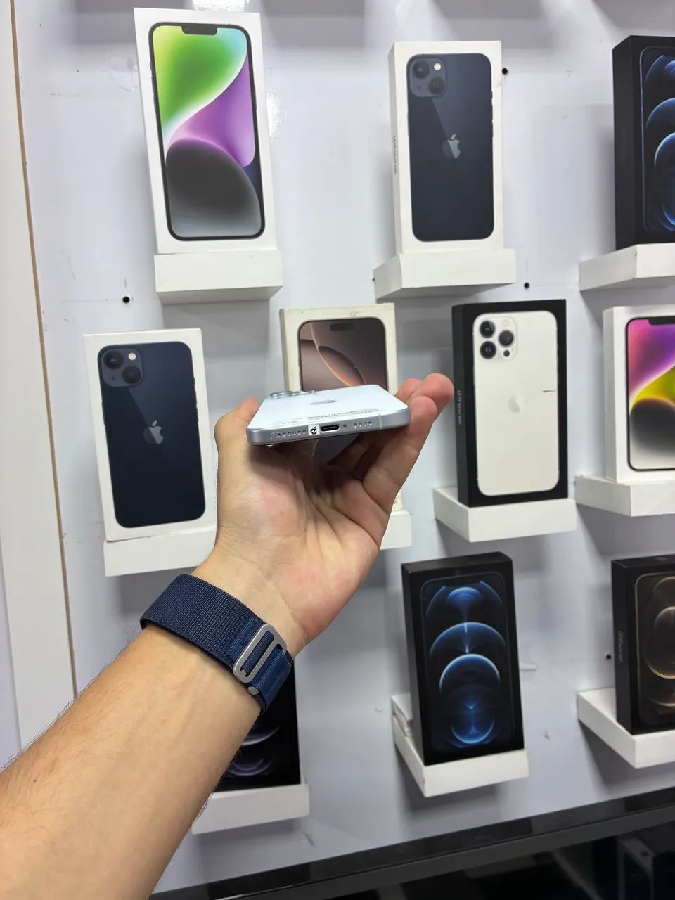 IPhone 15 Plus- 128GB AZUL  - Foto 5